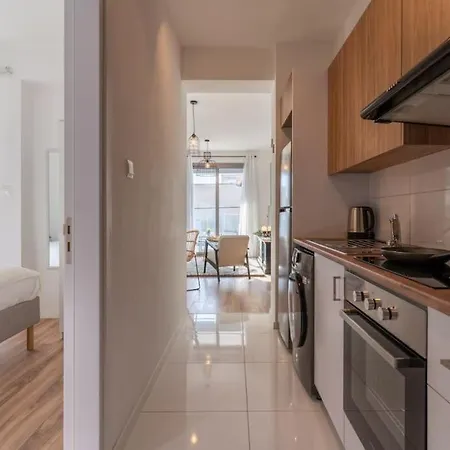Moon Light 1-Bedroom Apartment In Larnaca Exterior photo